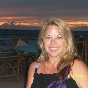 Meet your Posher, Lonna